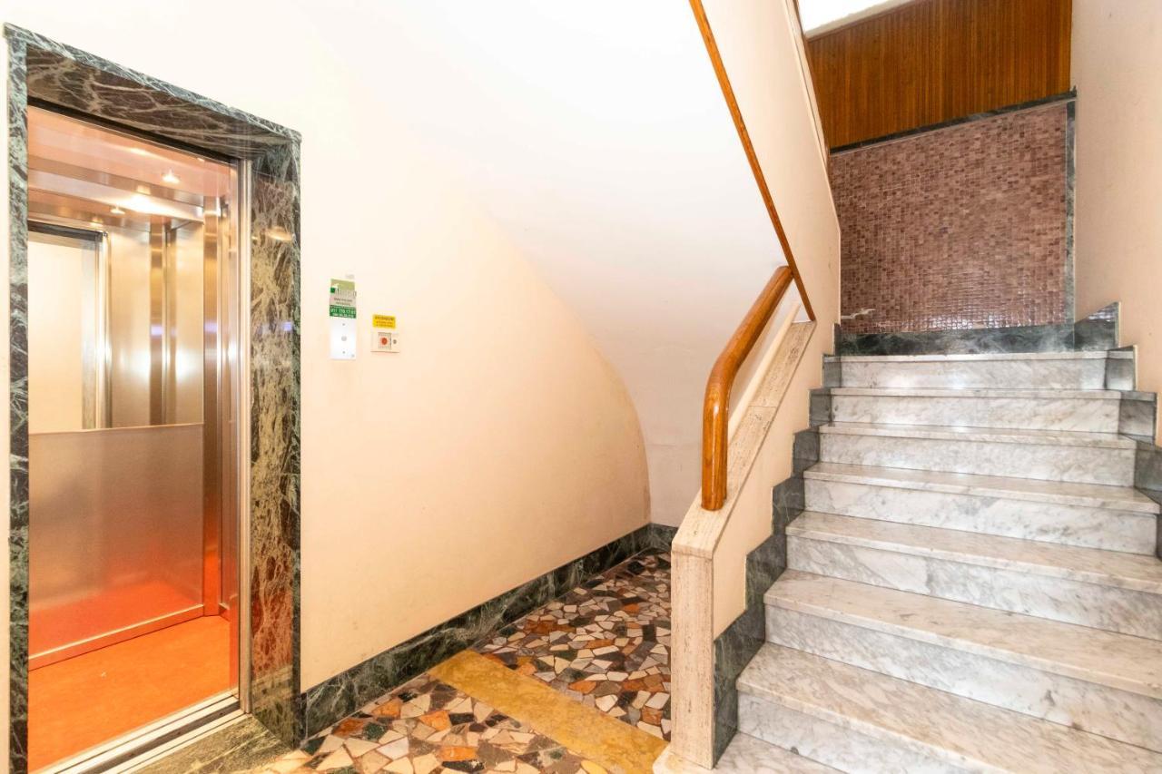 טורינו Charming Apartment With Parking! מראה חיצוני תמונה